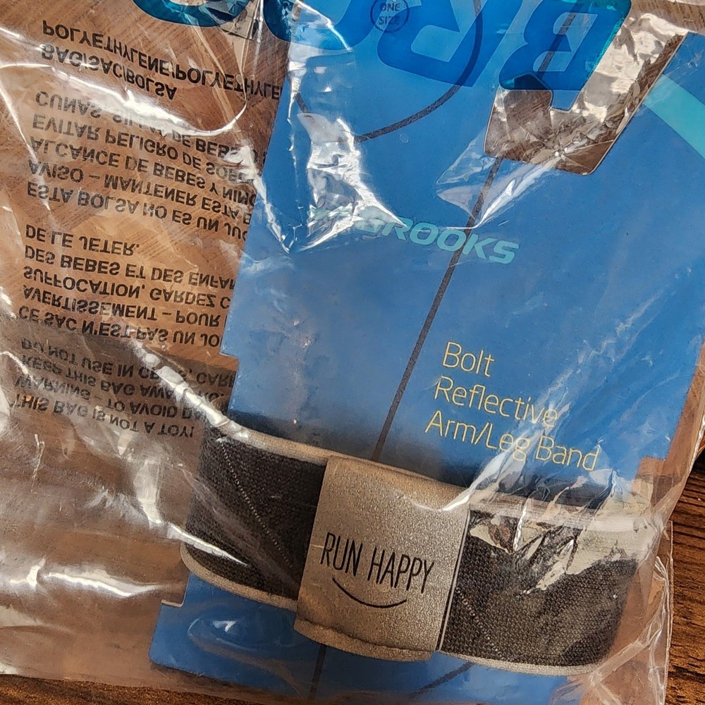 Brooks Bolt Reflective Arm or Leg Band Running Walking‎ Gear Safety Accessory